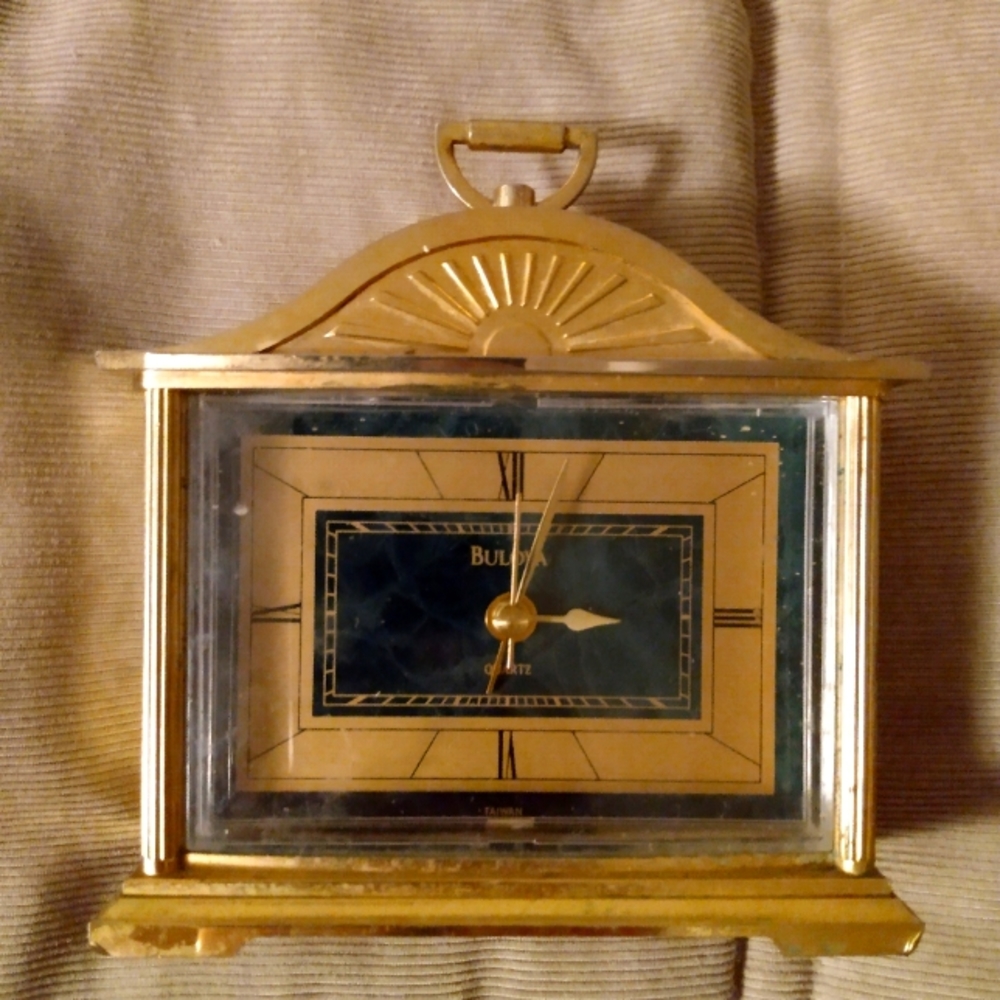 Bulova mini desk clock